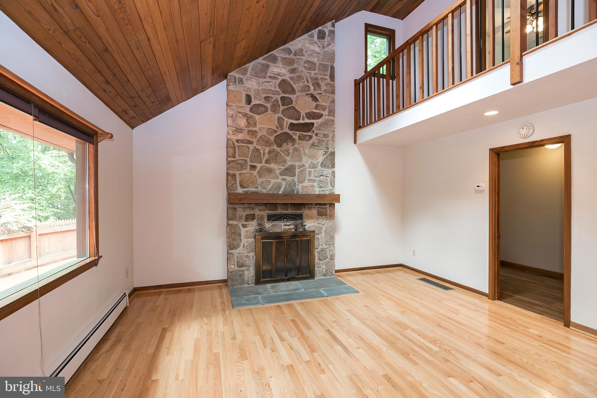 715 Country Club Road Phoenixville, PA 19460 - Photo 4 of 30 Gallery Image 4