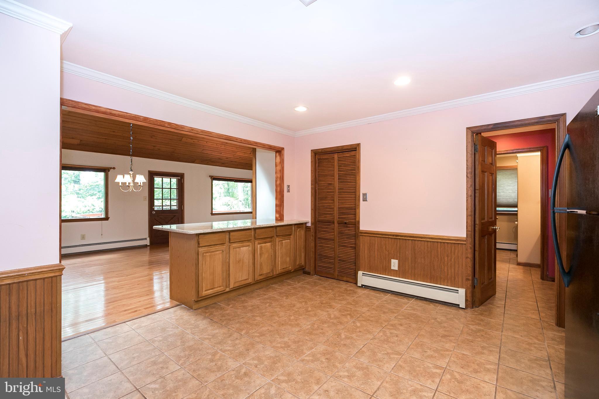 715 Country Club Road Phoenixville, PA 19460 - Photo 10 of 30 Gallery Image 10