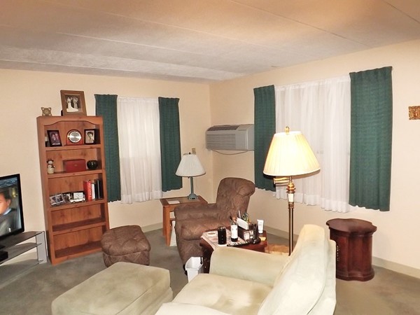 152 Turner Road, Unit 18 Holliston, MA 01746 - Photo 3 of 11 Gallery Image 3