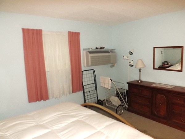 152 Turner Road, Unit 18 Holliston, MA 01746 - Photo 8 of 11 Gallery Image 8