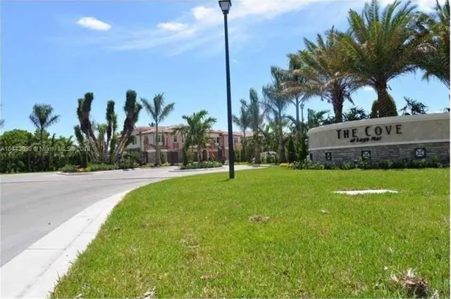 $3,600 | 176 Southwest 127th Terrace, Plantation, FL 33325