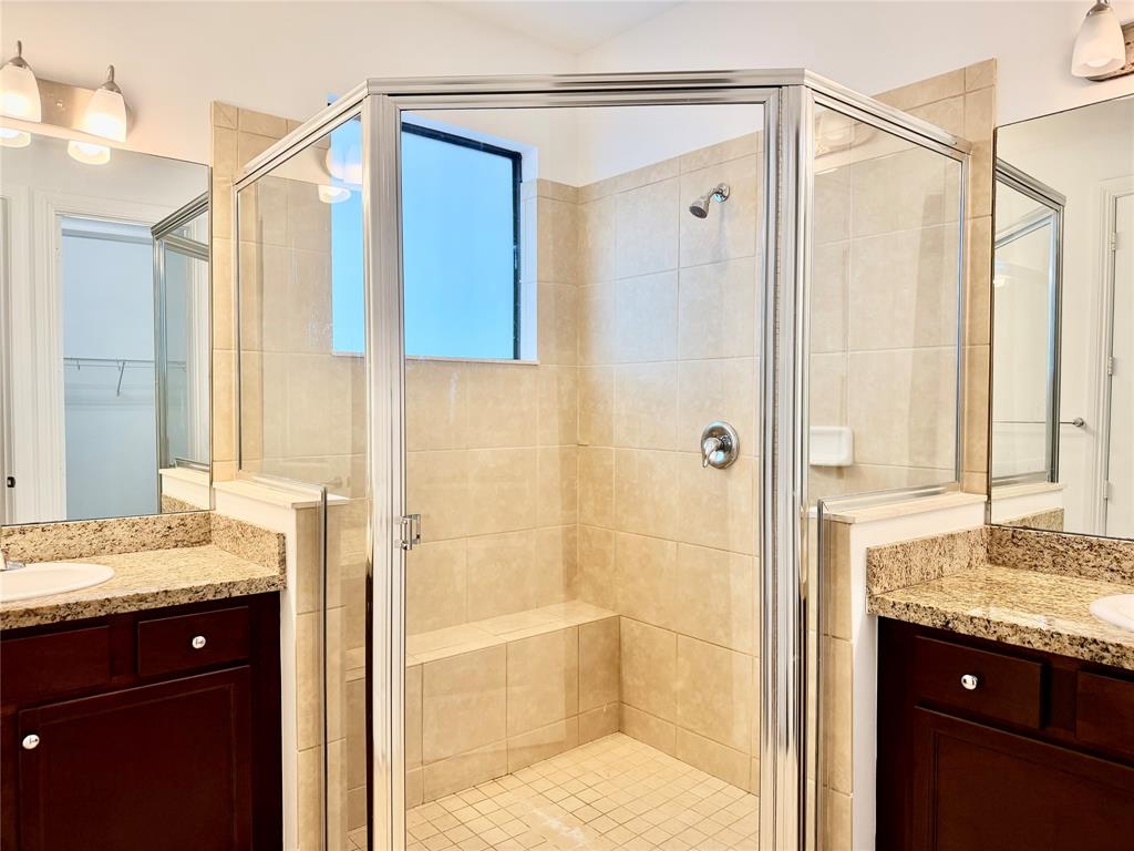 176 Southwest 127th Terrace Plantation, FL 33325 - Photo 16 of 23