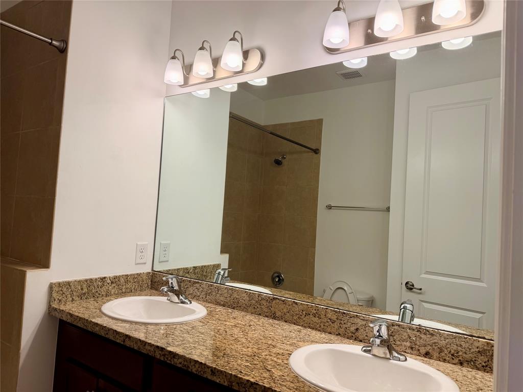 176 Southwest 127th Terrace Plantation, FL 33325 - Photo 19 of 23