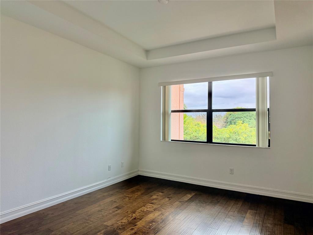 176 Southwest 127th Terrace Plantation, FL 33325 - Photo 3 of 23