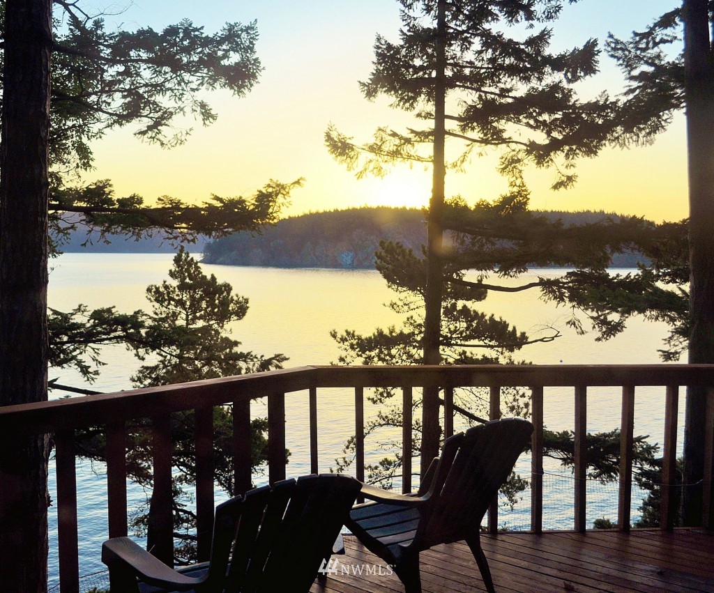 157 Ferry Road Lopez Island, WA 98261 - Photo 4 of 22