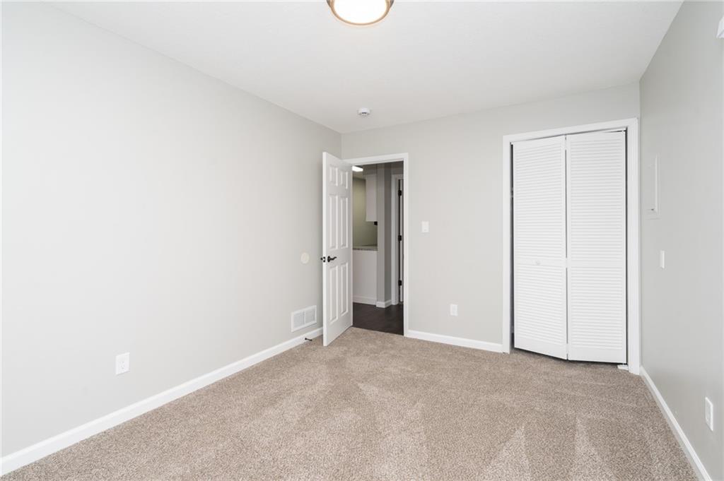 911 Ohio Street Lawrence, KS 66044 - Photo 47 of 57