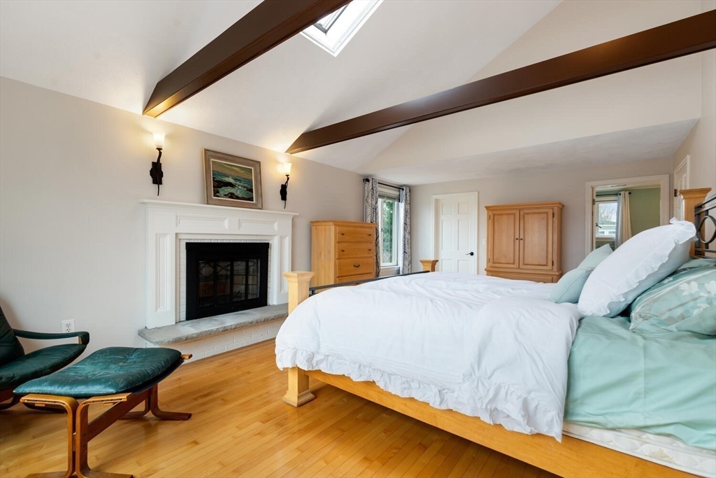 3 Breezy Point Road Gloucester, MA 01930 - Photo 19 of 40