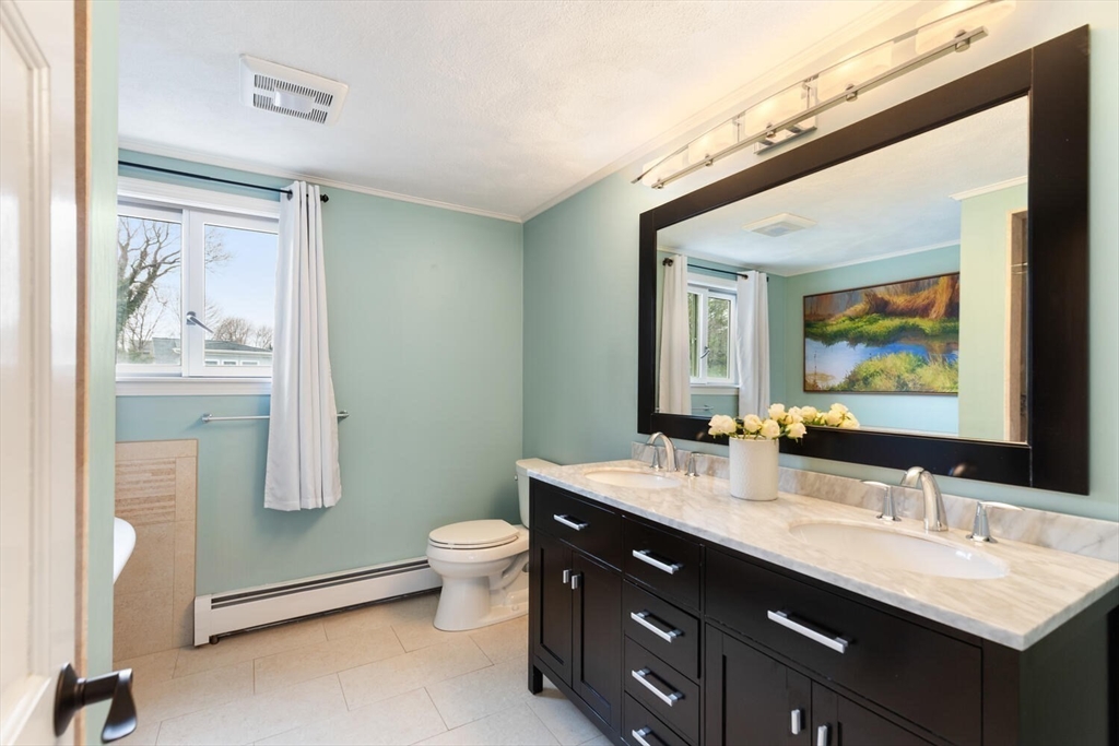 3 Breezy Point Road Gloucester, MA 01930 - Photo 20 of 40