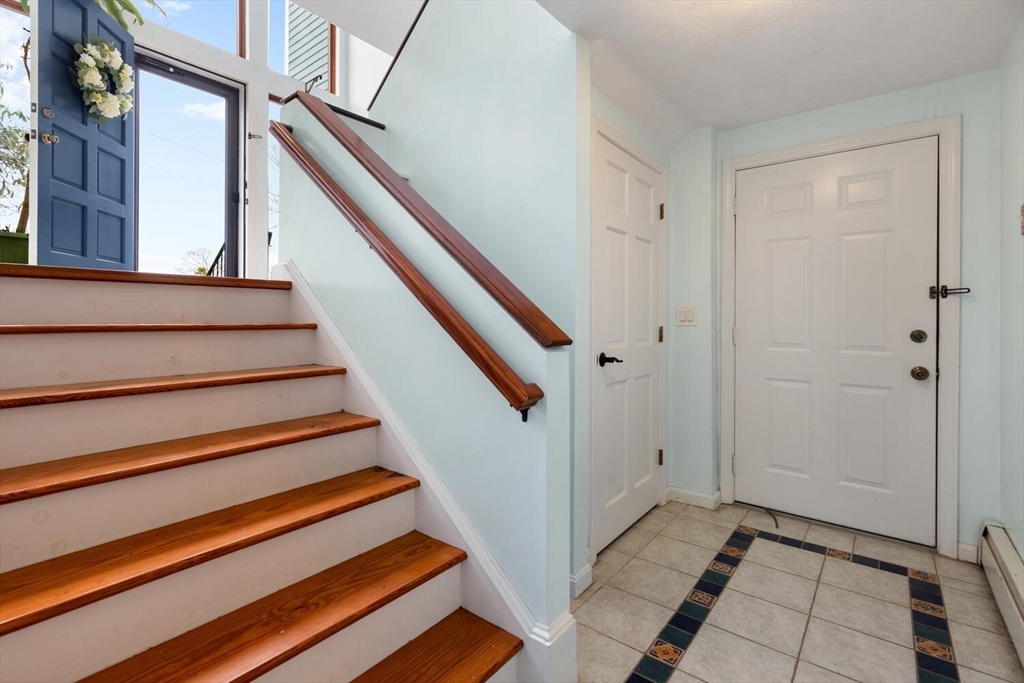 3 Breezy Point Road Gloucester, MA 01930 - Photo 25 of 40