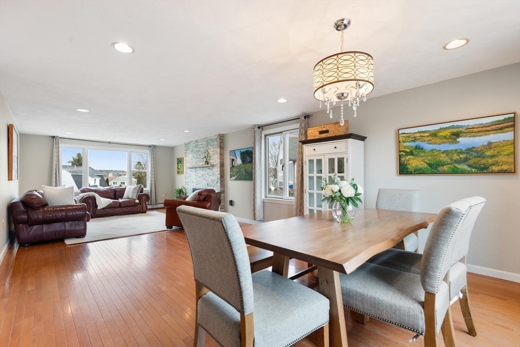 3 Breezy Point Road Gloucester, MA 01930 - Photo 5 of 40