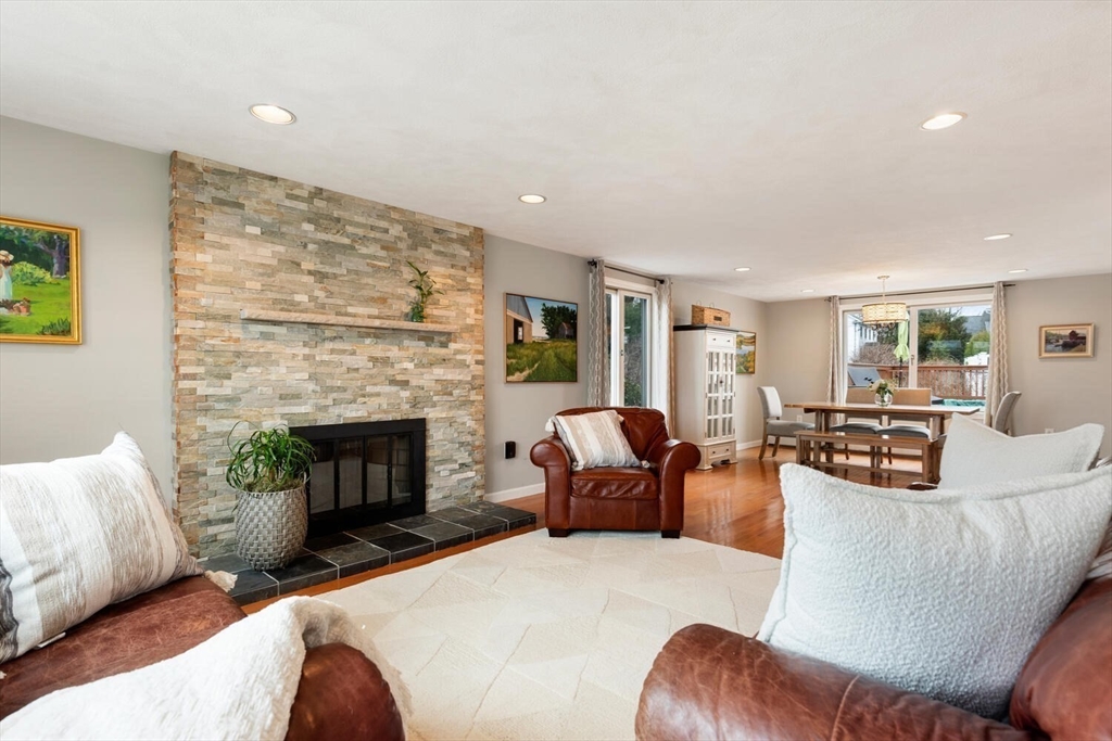 3 Breezy Point Road Gloucester, MA 01930 - Photo 8 of 40