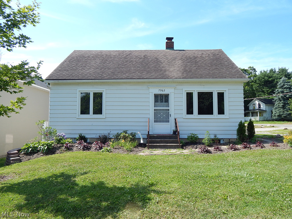 7962 Wadsworth Road Wadsworth, OH 44281 - Photo 2 of 20