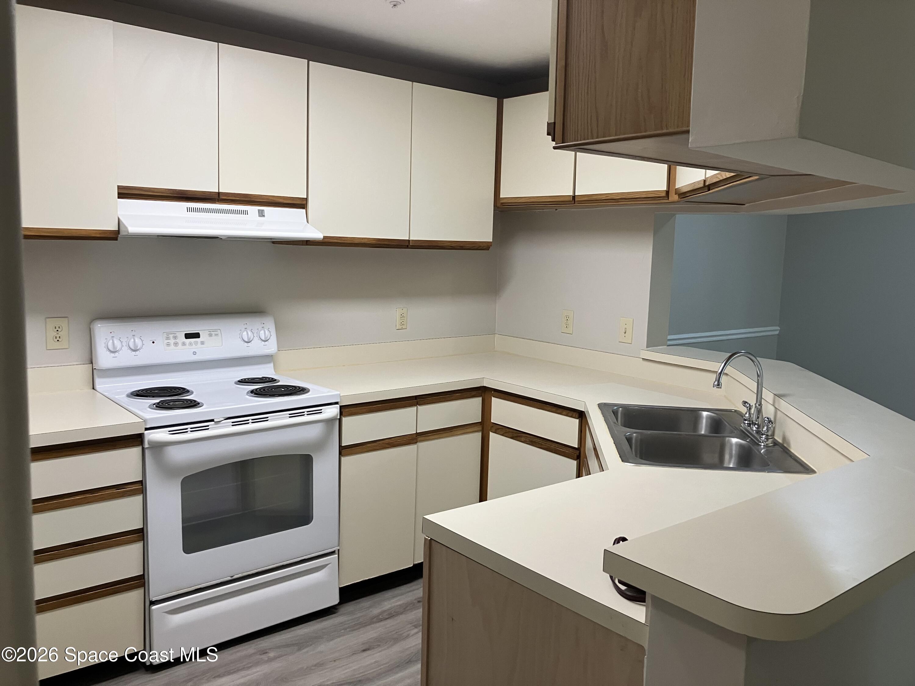 7667 North Wickham Road, Unit 1217 Melbourne, FL 32940 - Photo 5 of 18 Kitchen 1