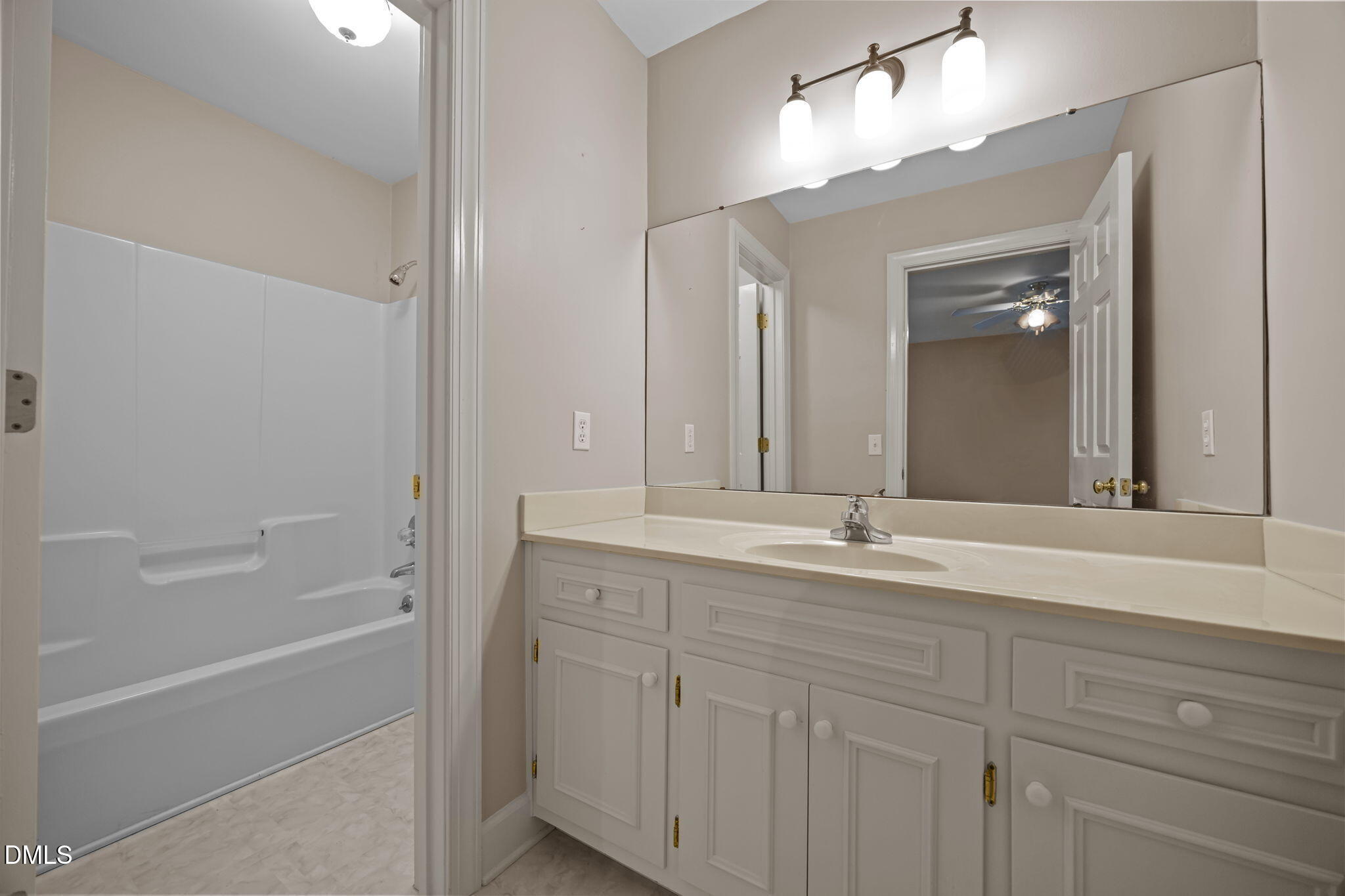 6216 Acorn Ridge Trail Hillsborough, NC 27278 - Photo 48 of 66 1000091526