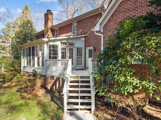 $995,000 | 6216 Acorn Ridge Trail, Hillsborough, NC 27278