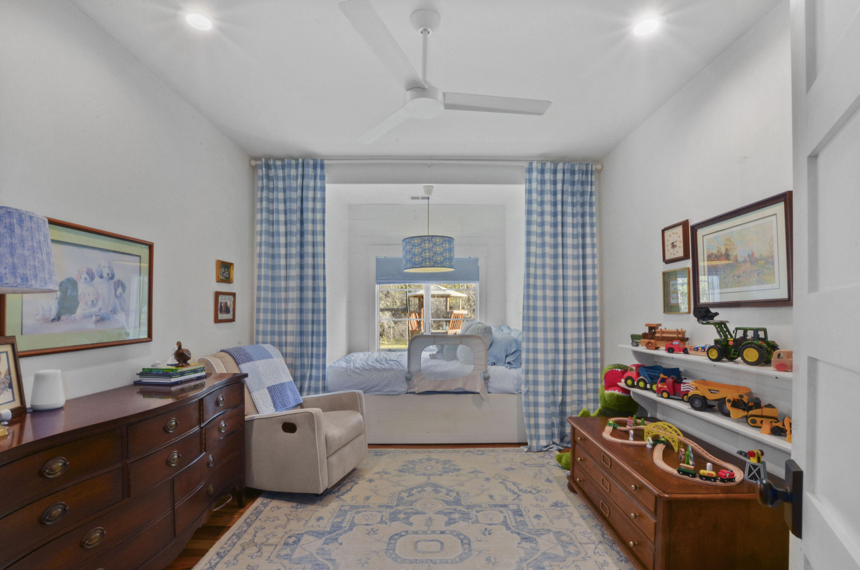 10044 State Rd S-10-1336 McClellanville, SC 29458 - Photo 24 of 53 Bedroom 1 w/queen size sleeping nook