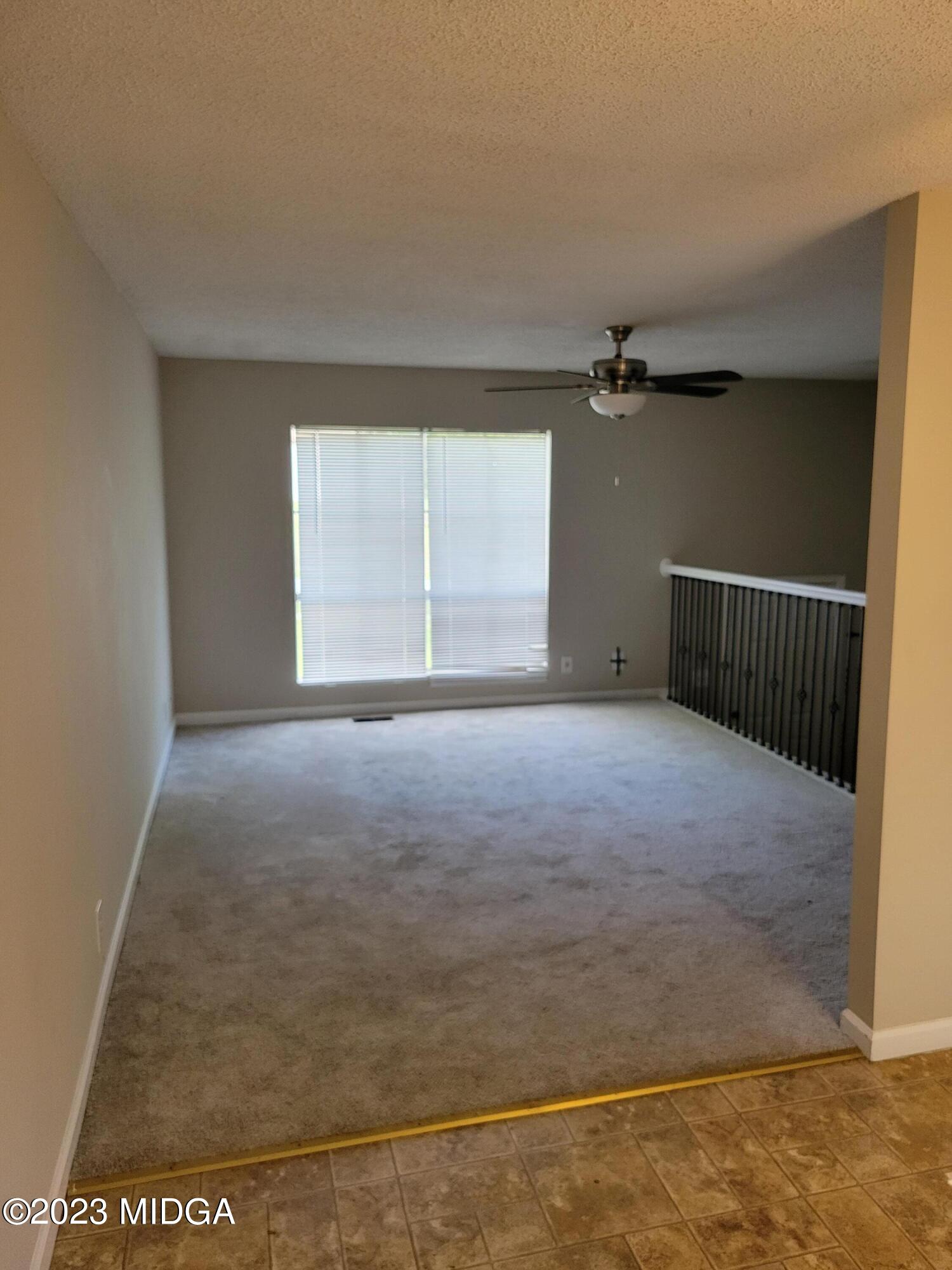 5779 Bloomfield Road Macon, GA 31206 - Photo 4 of 11 bloomfieldlivingroom