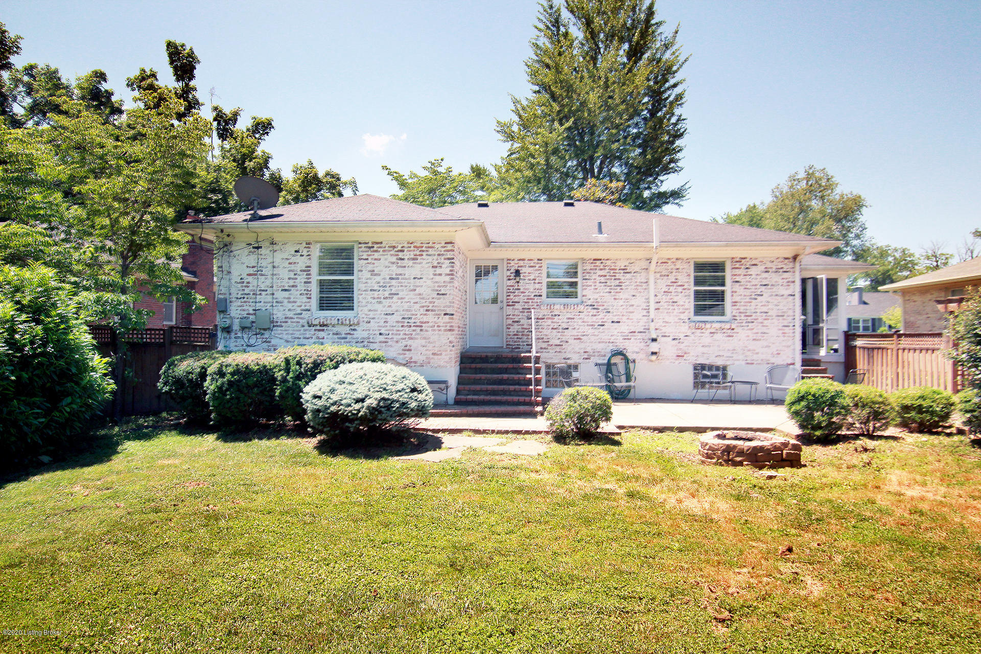 221 Hemingway Road Louisville, KY 40207 - Photo 18 of 20 Rear