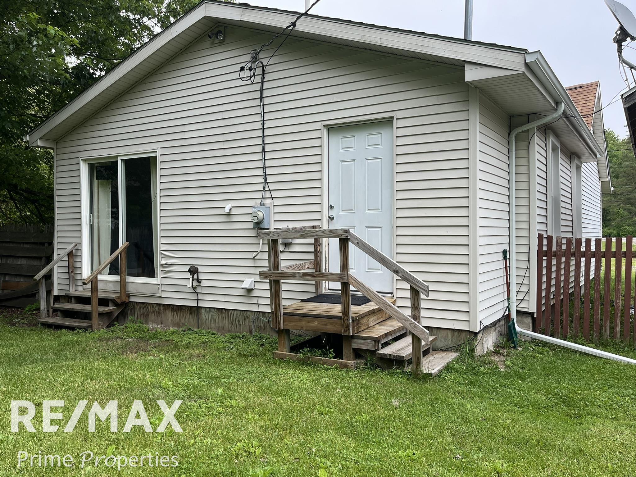 2134 Mertz Road Caro, MI 48723 - Photo 2 of 19
