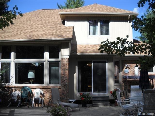 29218 Cotton Road New Baltimore, MI 48047 - Photo 4 of 14 DSCN1321 (Small).JPG