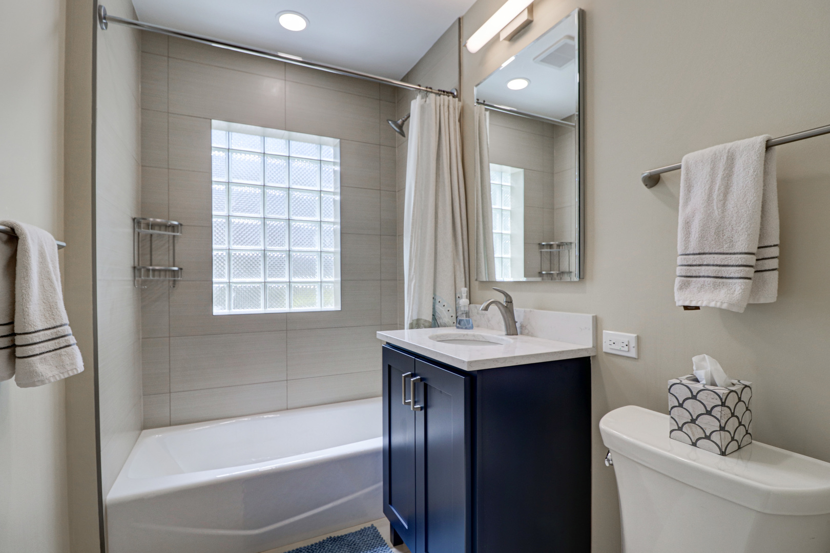 707 Oriole Avenue Park Ridge, IL 60068 - Photo 15 of 47