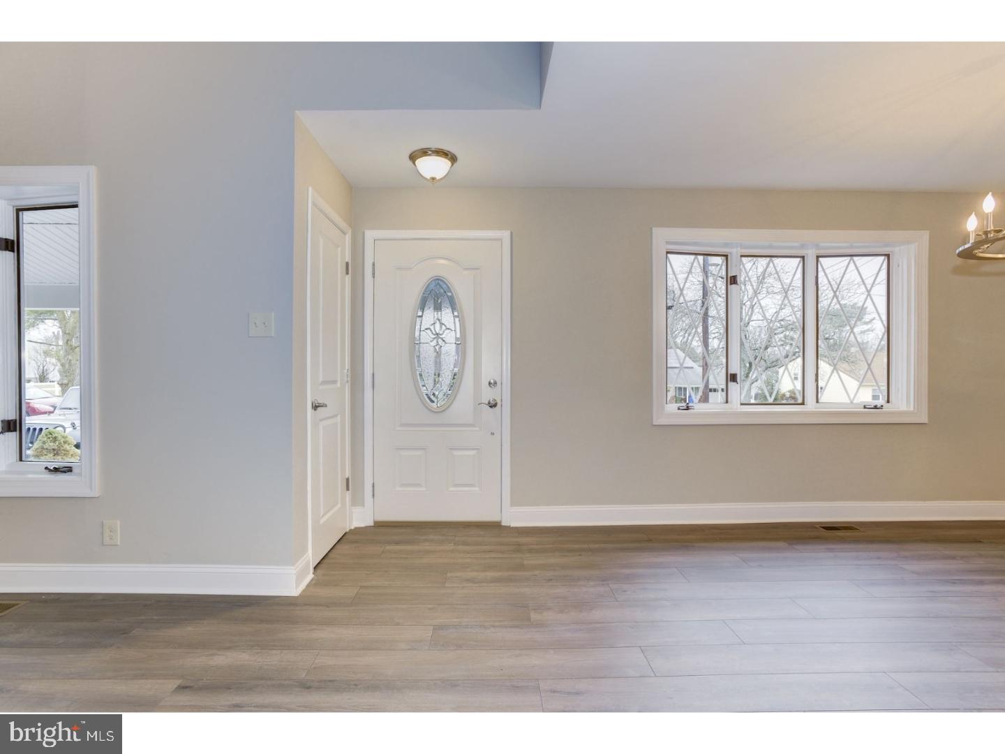 1504 Randy Lane Cherry Hill, NJ 08003 - Photo 3 of 22 Foyer