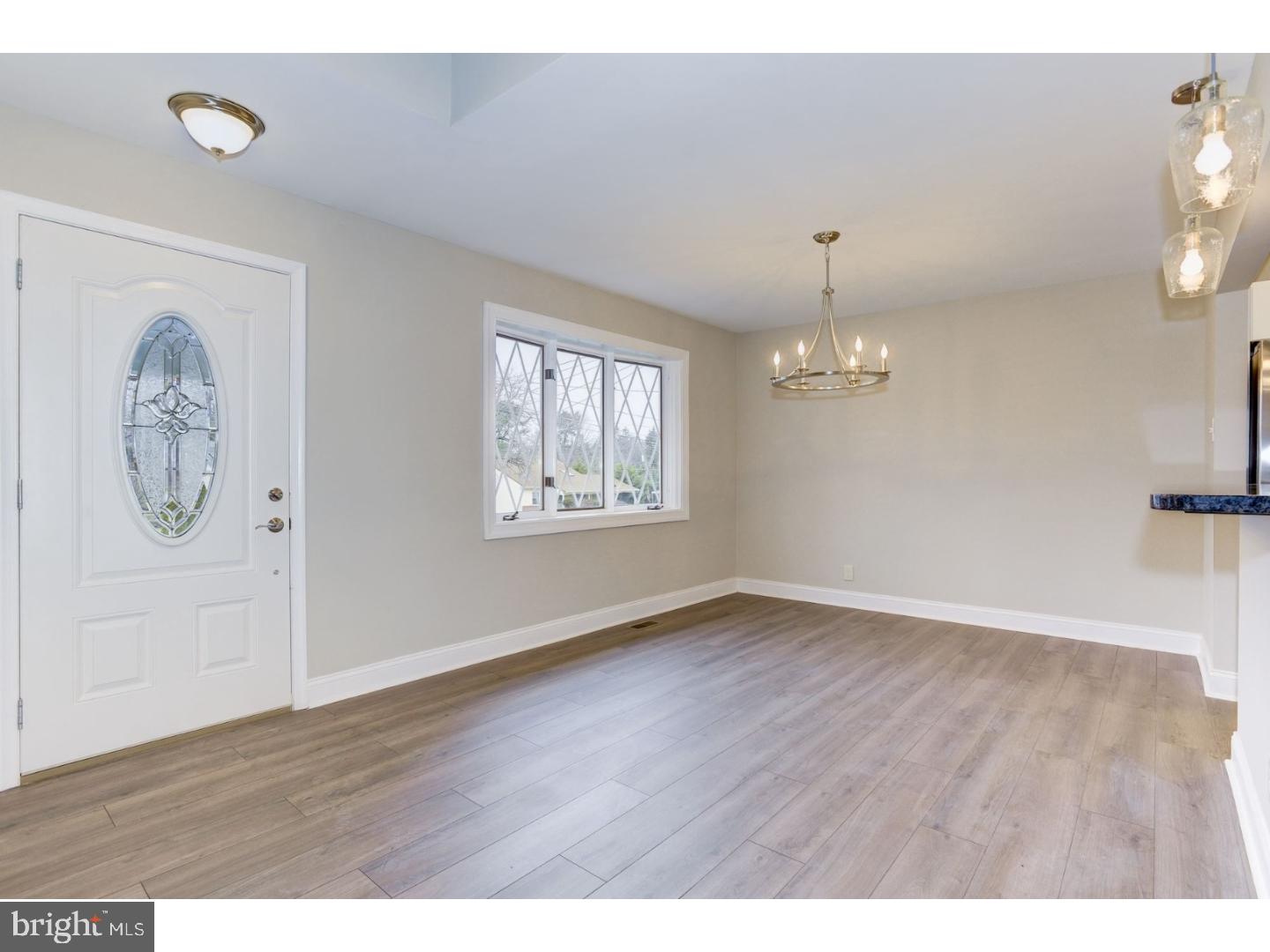 1504 Randy Lane Cherry Hill, NJ 08003 - Photo 4 of 22 Foyer