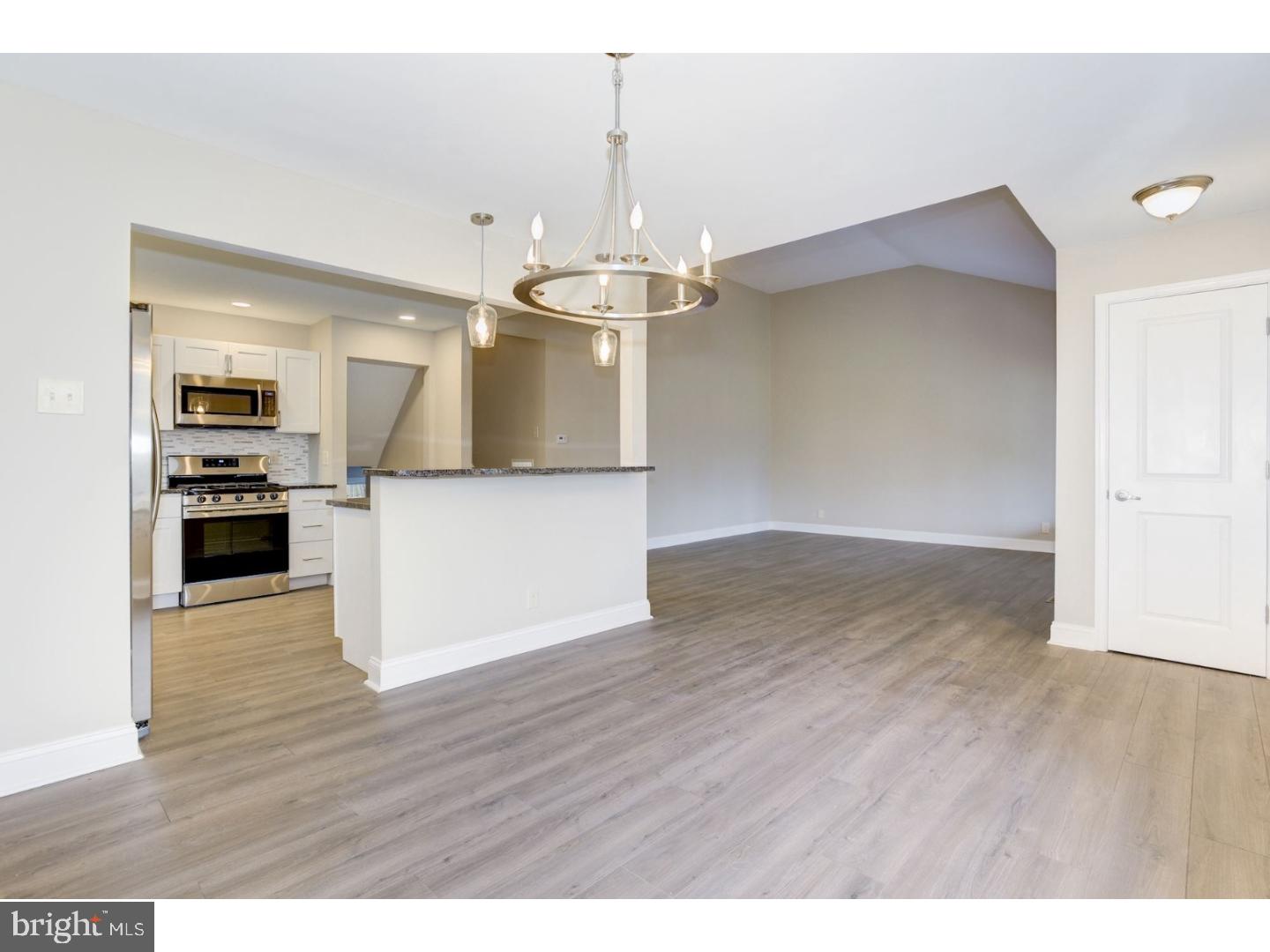 1504 Randy Lane Cherry Hill, NJ 08003 - Photo 6 of 22 Living Room