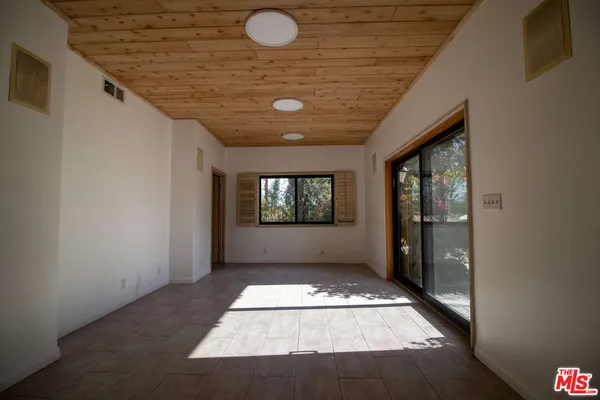 $10,500 | 11619 Lerdo Avenue, Granada Hills, CA 91344