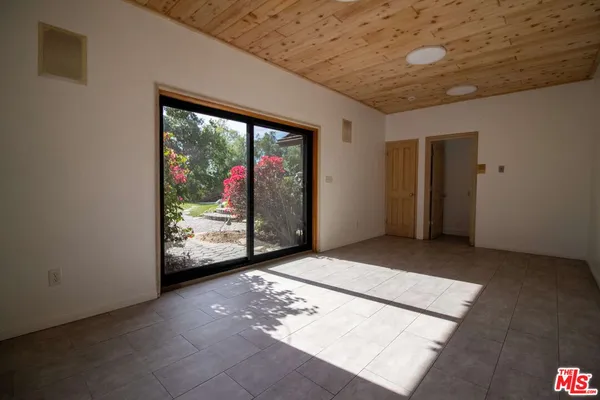 $10,500 | 11619 Lerdo Avenue, Granada Hills, CA 91344