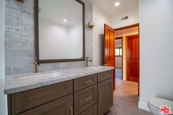 $10,500 | 11619 Lerdo Avenue, Granada Hills, CA 91344