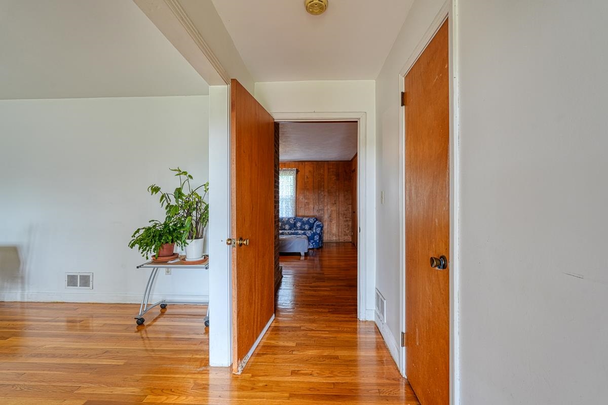 155 Dover Road Spartanburg, SC 29301 - Photo 5 of 33 Gallery Image 5