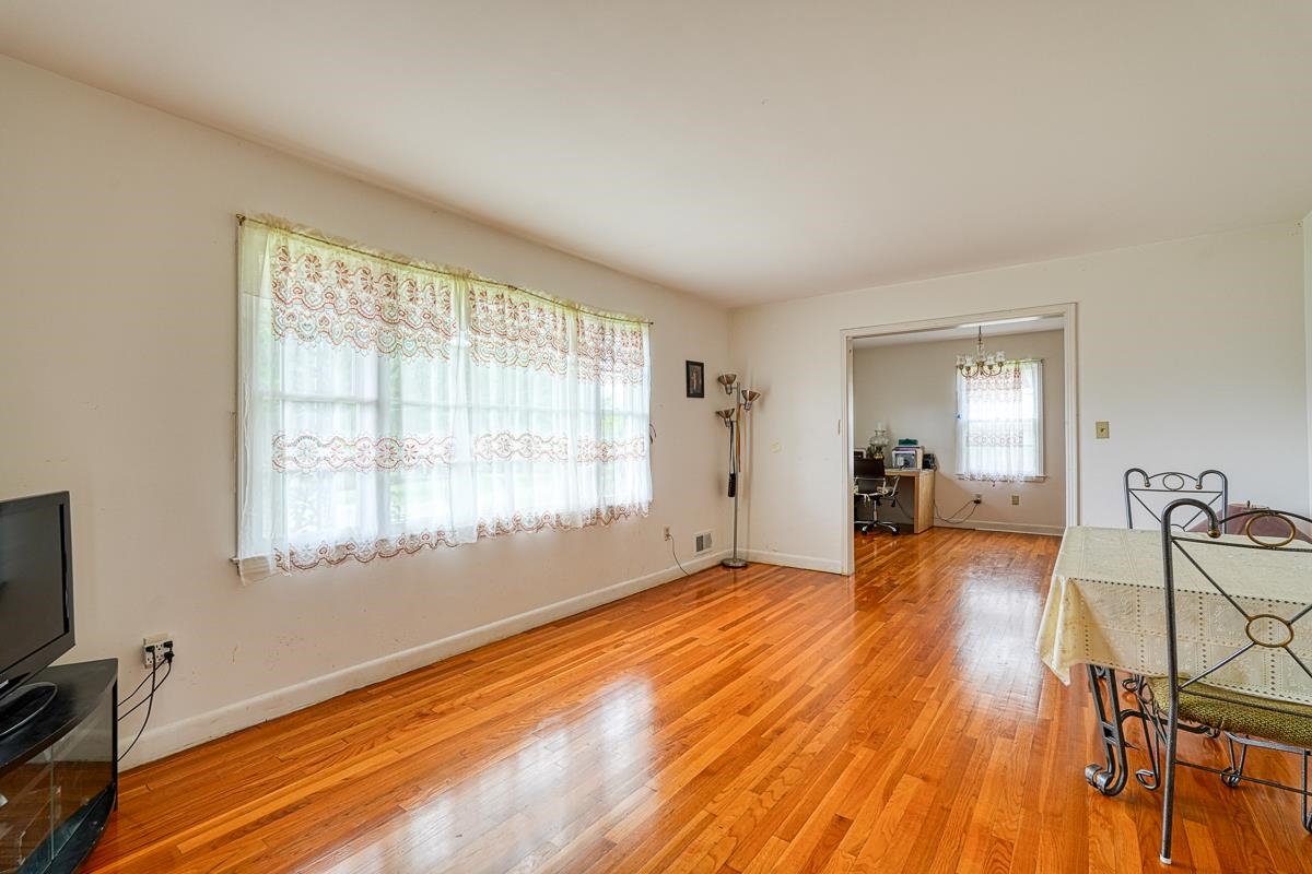 155 Dover Road Spartanburg, SC 29301 - Photo 6 of 33 Gallery Image 6