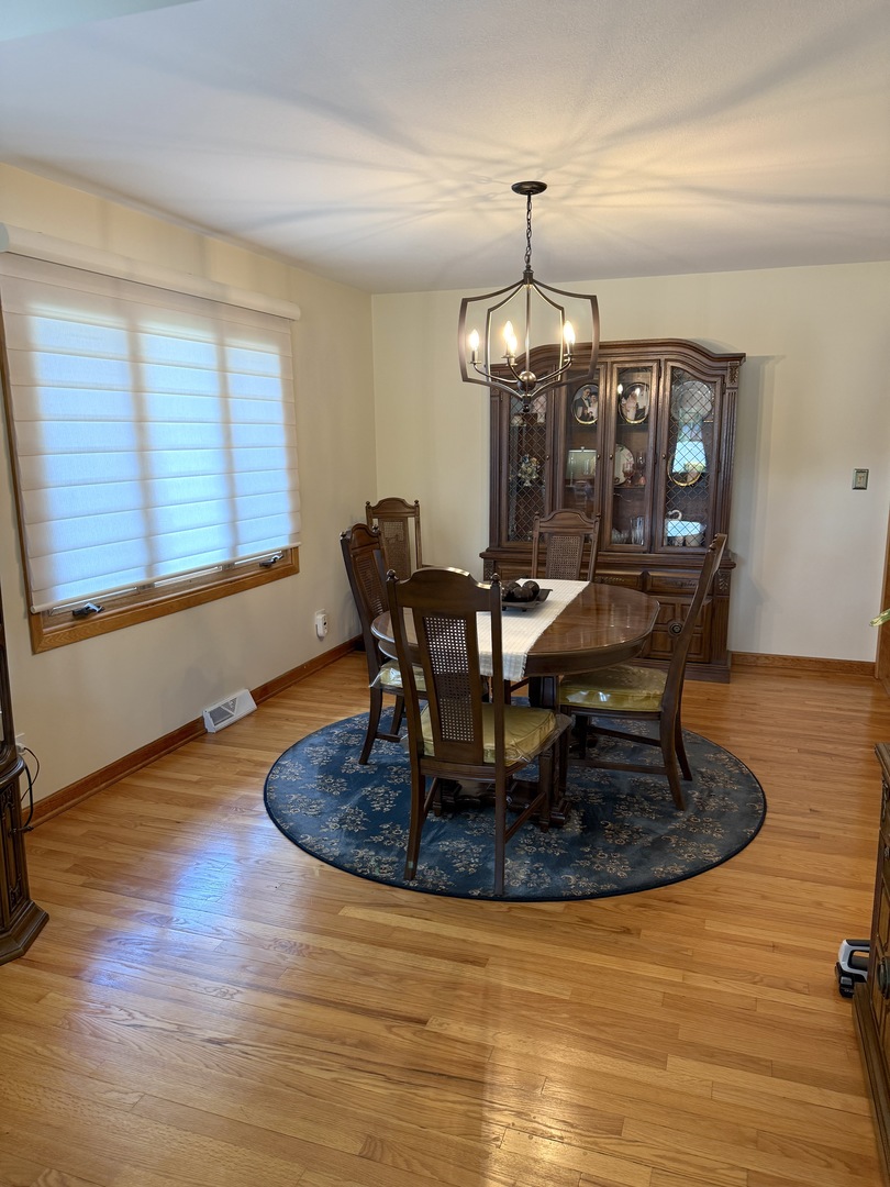 7129 Exner Road Darien, IL 60561 - Photo 9 of 43