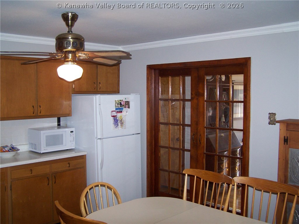1201 Sandhill Road Point Pleasant, WV 25550 - Photo 3 of 16 Gallery Image 3