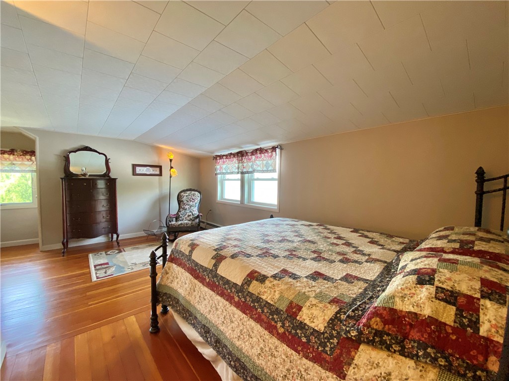 246 Lee Road Reading, NY 14891 - Photo 23 of 41 Oversized owners Bedroom