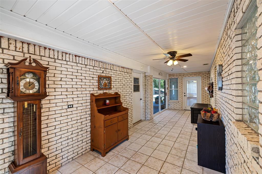 10517 Ravenswood Road Granbury, TX 76049 - Photo 26 of 35