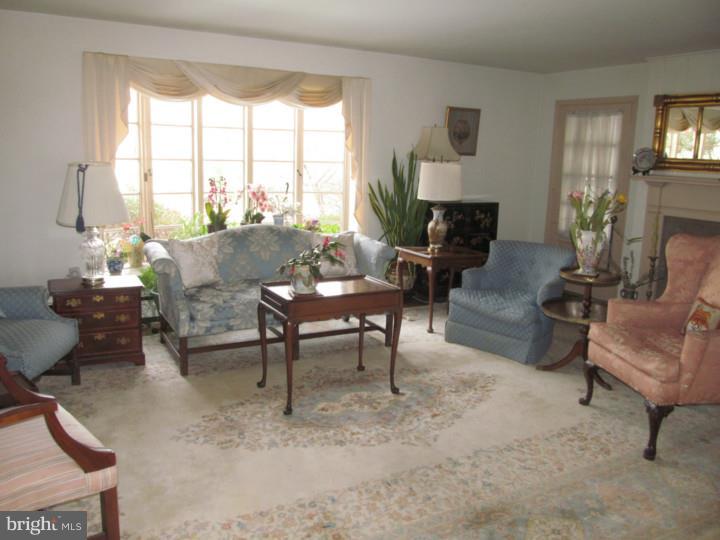 215 Marple Road Haverford, PA 19041 - Photo 3 of 25