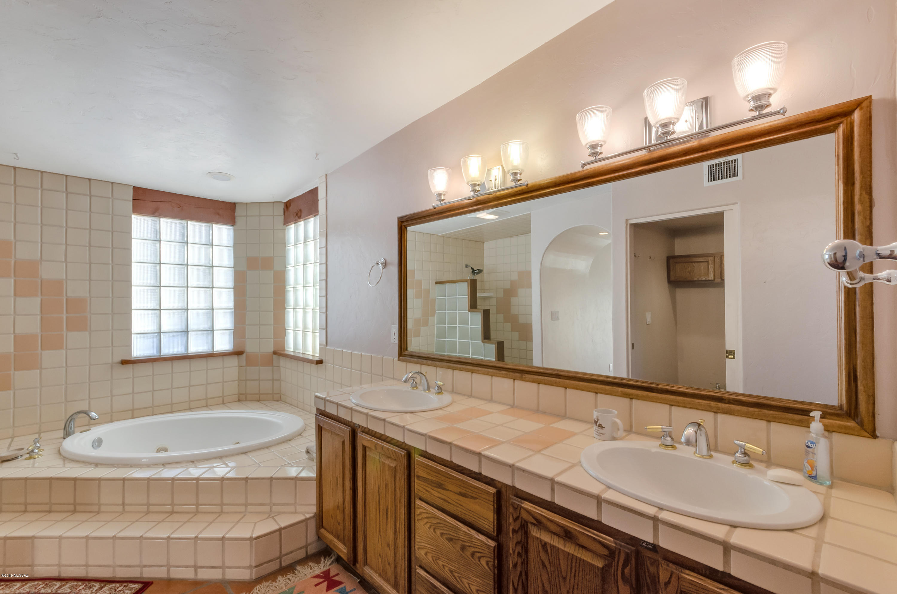 8750 East Bears Path Road Tucson, AZ 85749 - Photo 20 of 34
