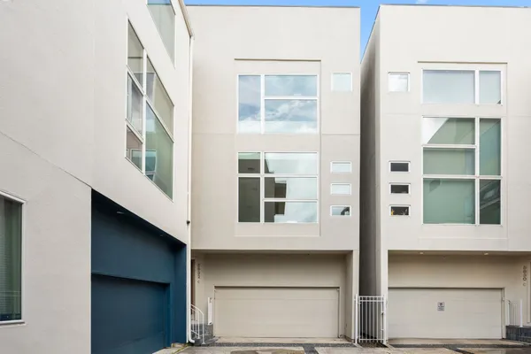 $2,950 | 5632 Kiam Street, Unit C, Houston, TX 77007