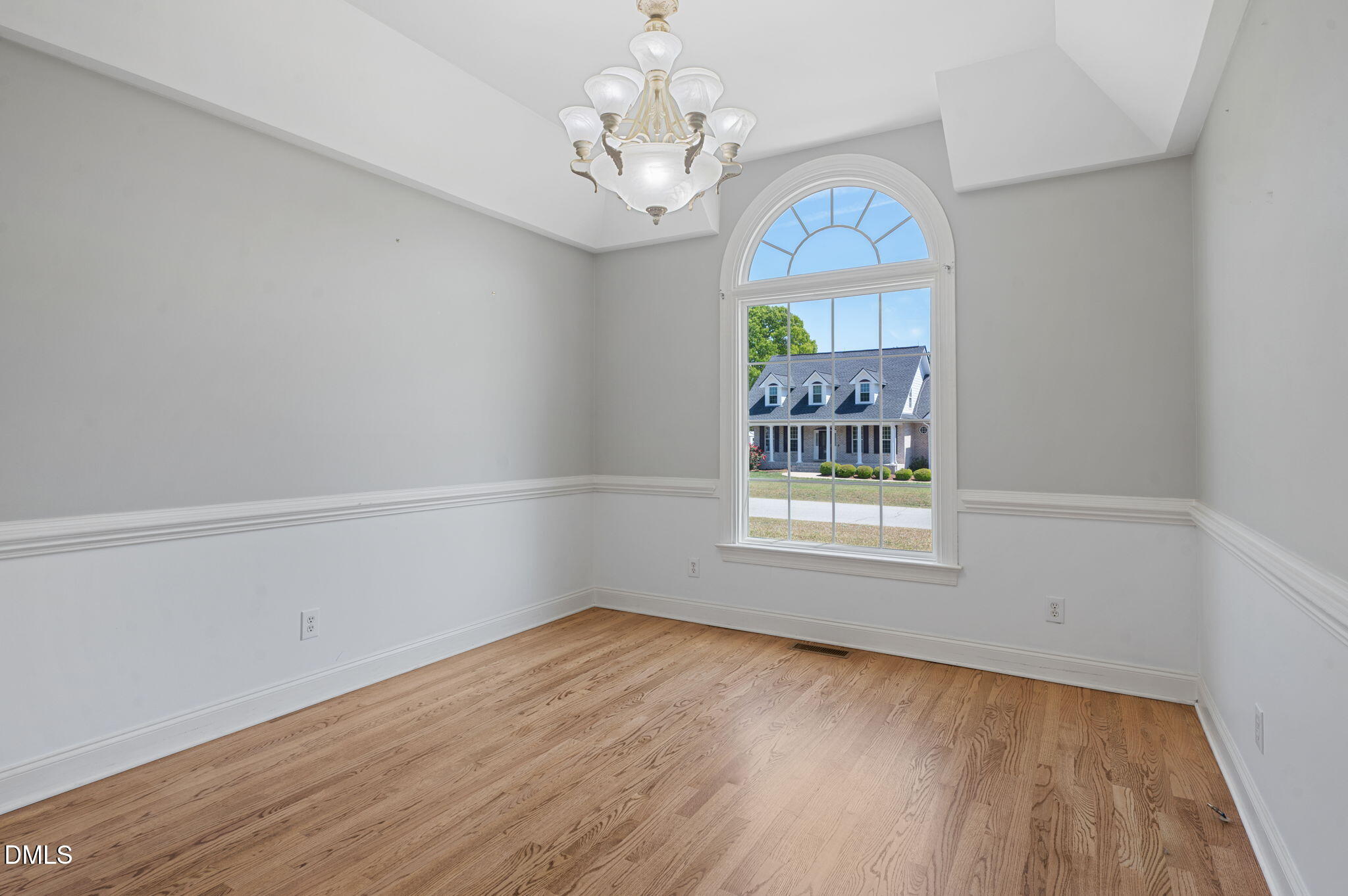 7012 Field Hill Road Raleigh, NC 27603 - Photo 14 of 37