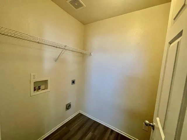 $2,295 | 820 Wrigley Drive, Burleson, TX 76028