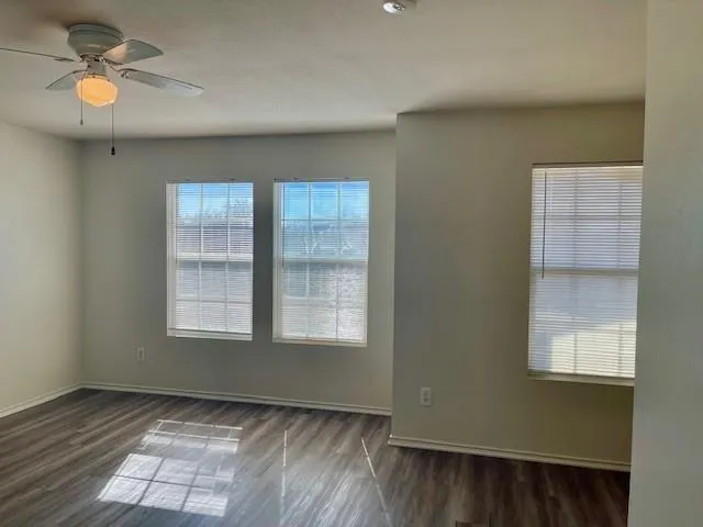 $2,295 | 820 Wrigley Drive, Burleson, TX 76028