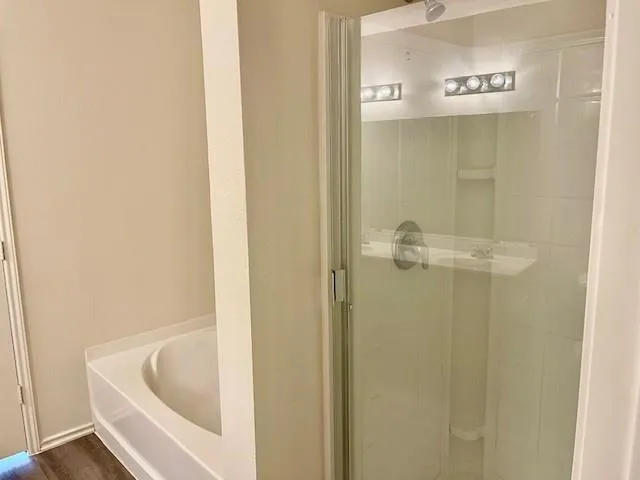 $2,295 | 820 Wrigley Drive, Burleson, TX 76028