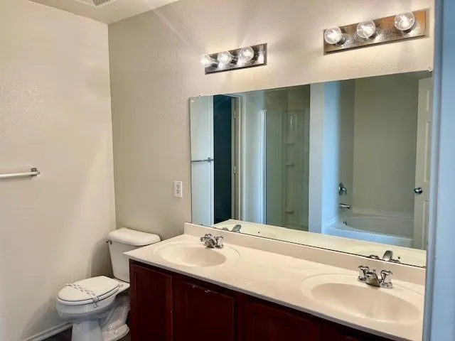 $2,295 | 820 Wrigley Drive, Burleson, TX 76028