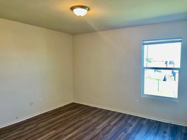 $2,295 | 820 Wrigley Drive, Burleson, TX 76028