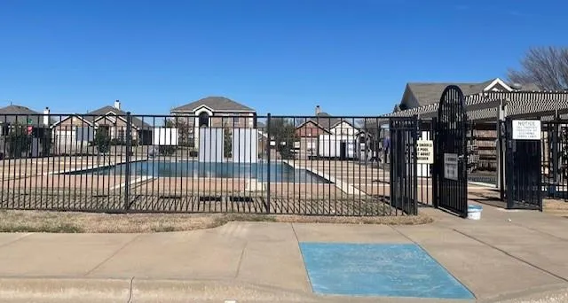 $2,295 | 820 Wrigley Drive, Burleson, TX 76028