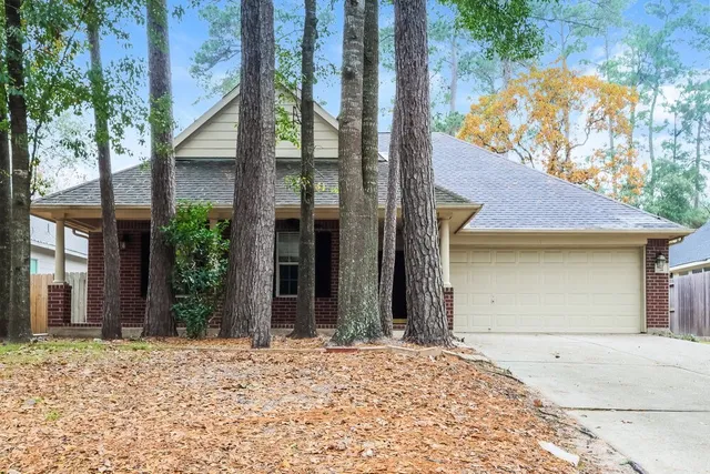 $2,140 | 27 Orchid Grove Place, The Woodlands, TX 77385