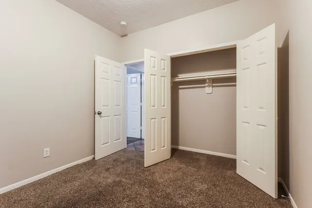 $2,140 | 27 Orchid Grove Place, The Woodlands, TX 77385