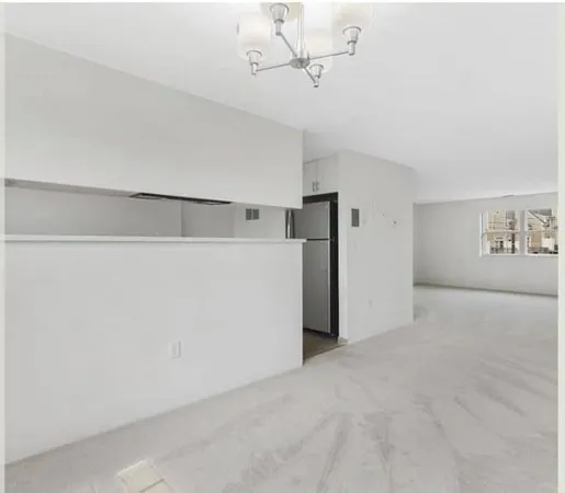 $2,400 | 200 Bedford Road, Unit 2C, Woburn, MA 01801